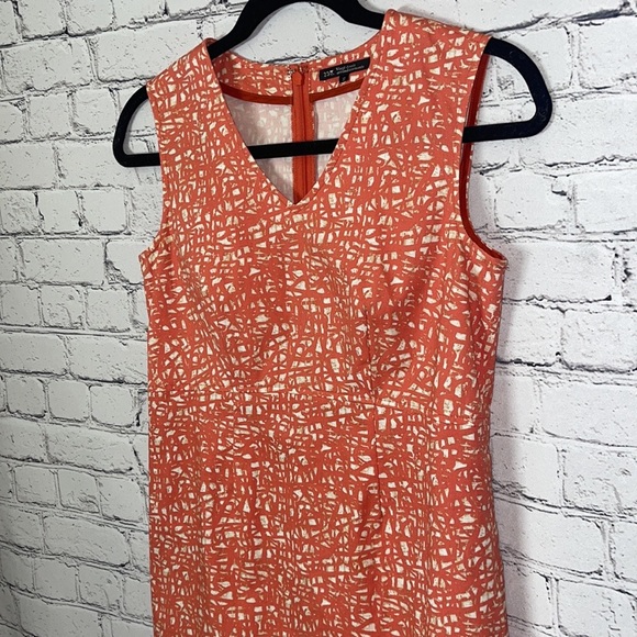 23 Vingt-Trois Arrondissements Dress - Picture 3 of 14